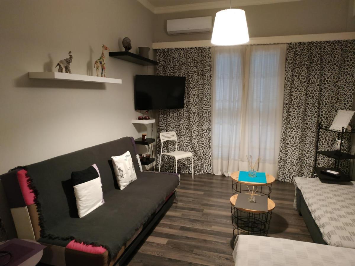 أثينا Cozy Apartment Near Metro Station Agia Marina المظهر الخارجي الصورة